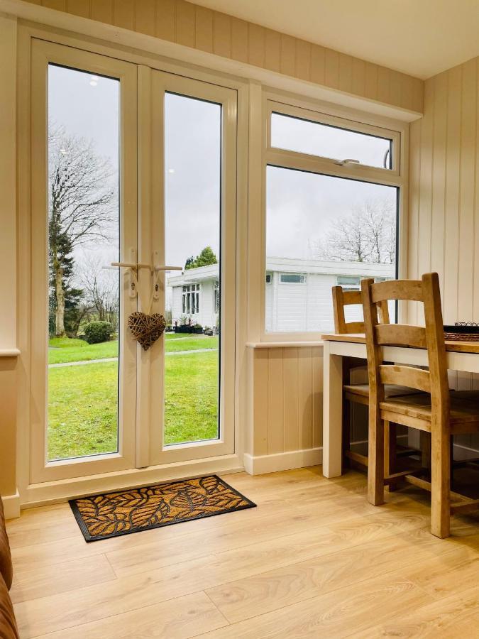 Galwad-Y-Mor Villa ฮาเวอร์ฟอร์ดเวสต์ ภายนอก รูปภาพ